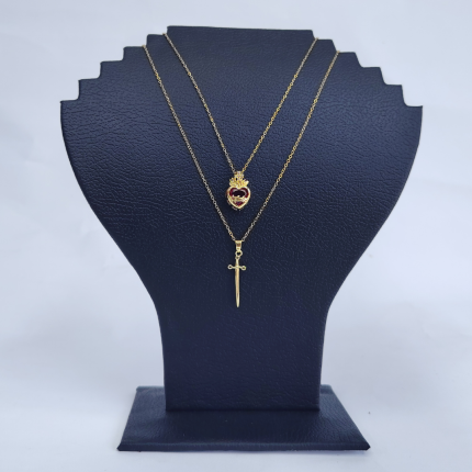 Collar pareja corazon y espada